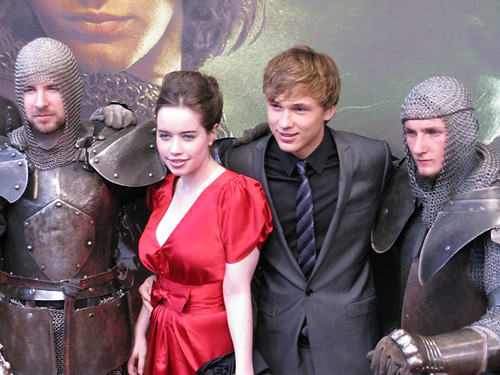 william moseley and anna popplewell. william moseley and anna