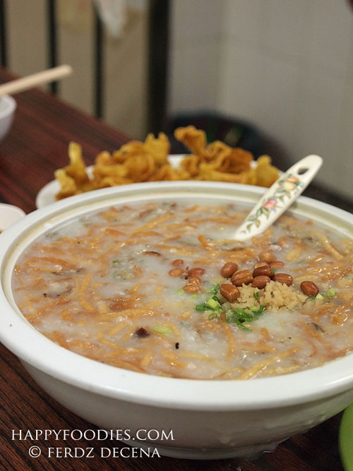 A huge bowl of Fisherman's Congee