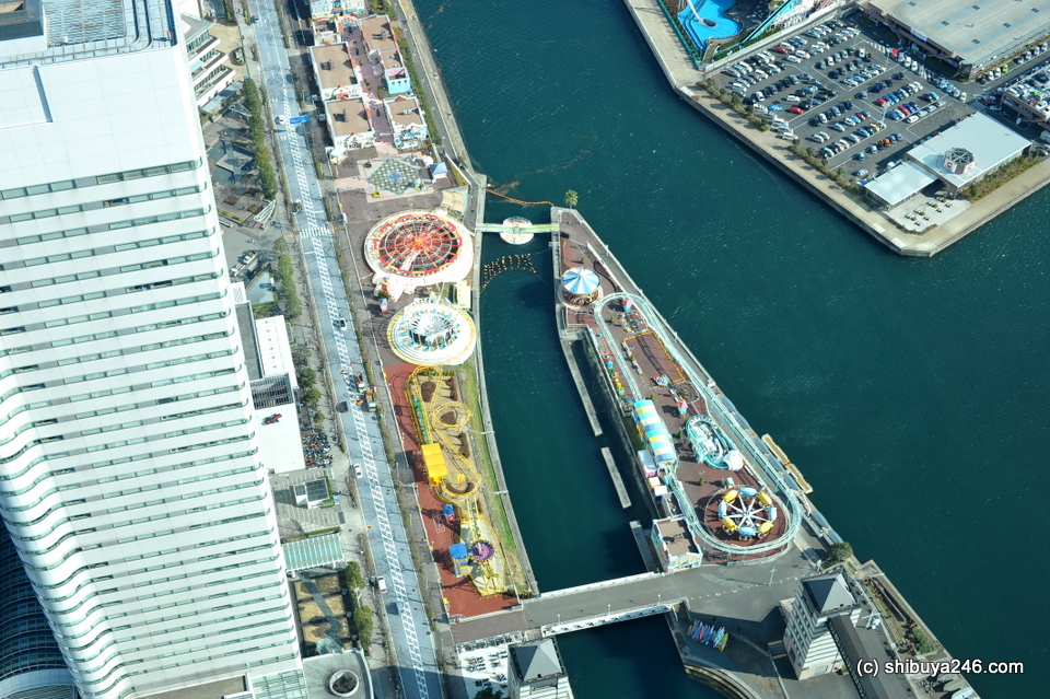 Cosmo World theme park area.