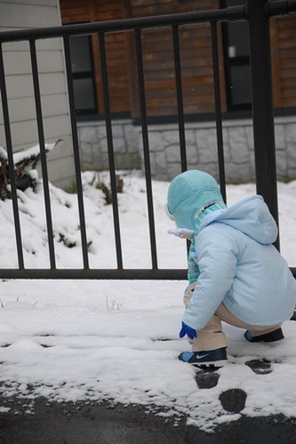小宇玩雪