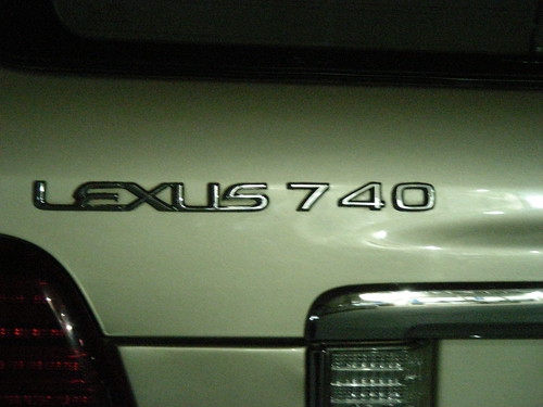 Kuwait Police · Lexus 740 ?