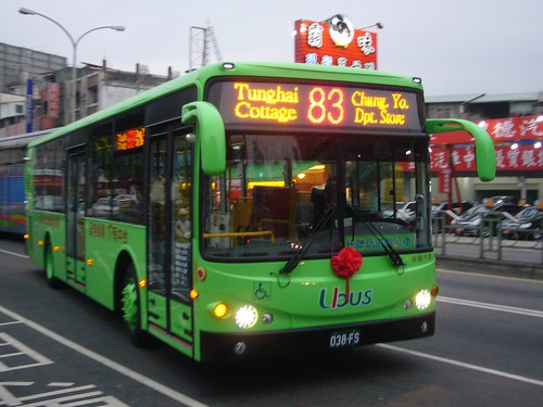 台中2B月台: 統聯客運低底盤公車-83路搭乘記