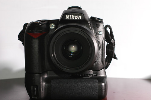 nikon d90 grip. like the Nikon grip.