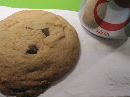 COokie from the bistro (free), Diet Coke ($1.25)