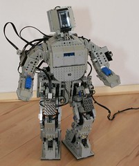 LegoAsimo model 3