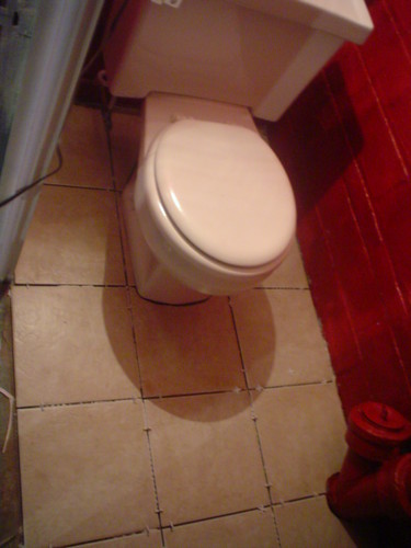 5_Red bathroom- tile 2
