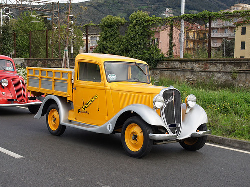 Fiat 508 Balilla Commerciale Sfilata camion d'epoca Sestri LevantePasso 