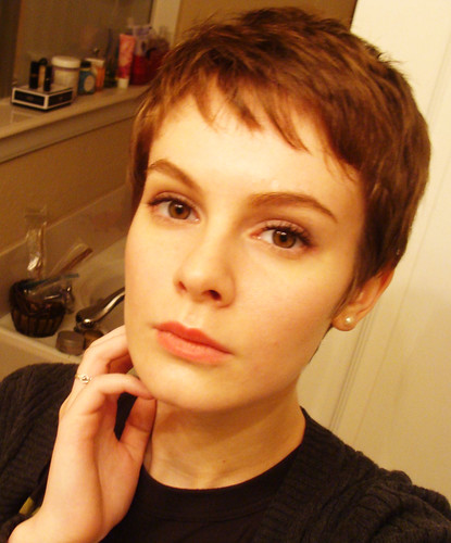 Very Audrey Hepburn or Audrey Tautou that's probably spelled wrong 