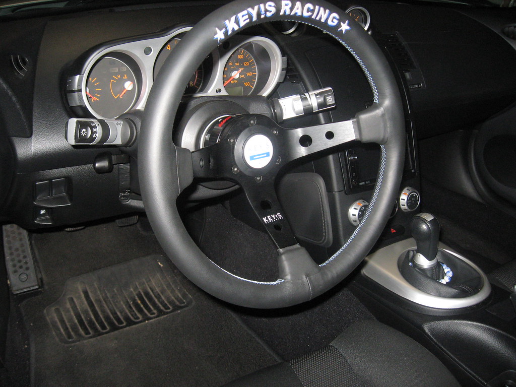 Show Me Your Steering WheelZz! - Page 7 - MY350Z.COM - Nissan 350Z and 370Z  Forum Discussion