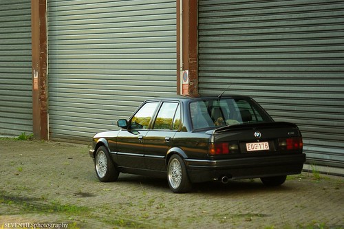 SeventiesPhotography 11 months ago reply or like my e30 100530 