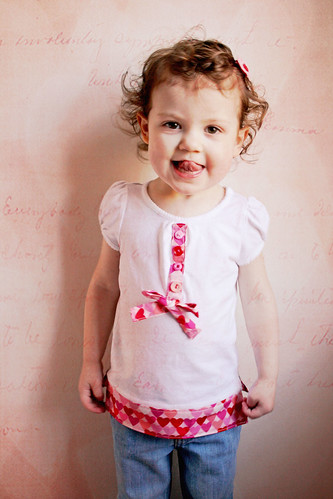 Gooey Hearts Day Shirt Makeover Tutorial