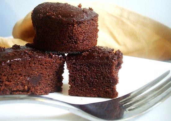 Moist Chocolate Cake prepared using Vinegar