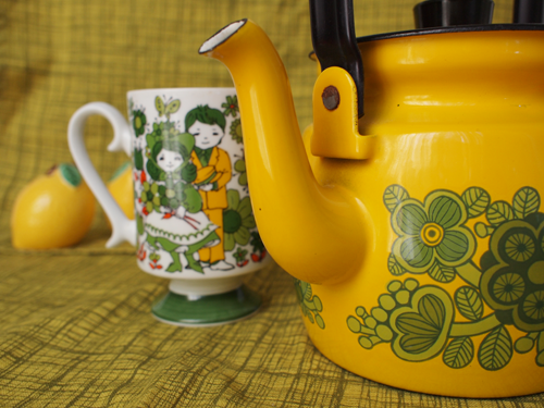 7b7: mellow yellow morning tea time
