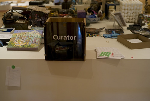 The curator is out of work, by Ernesto De Quesada, Creative Commons: Attribution-NonCommercial-NoDer