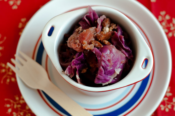 Red cabbage braised with apple, bacon & balsamic vinegar