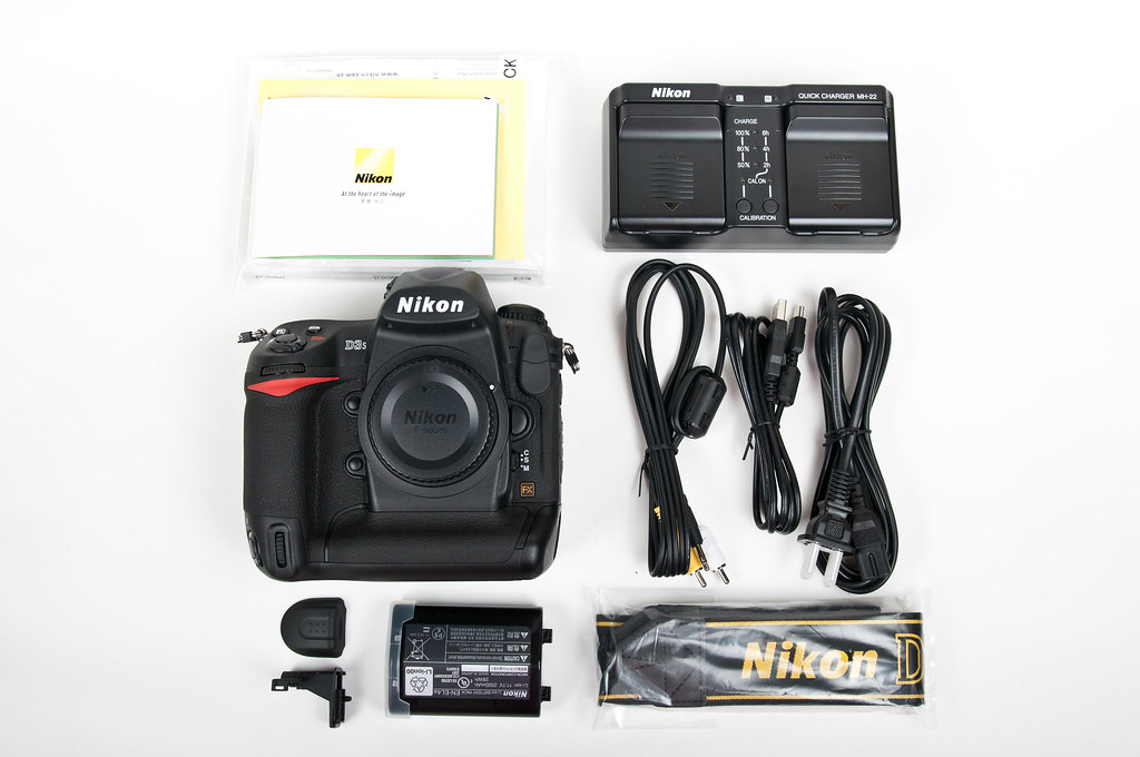 Nikon D3S 元箱あり デジタルカメラ おすすめポイント 元箱ニコン稀有