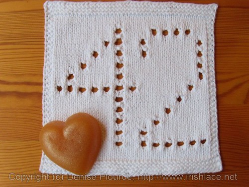 42 knit cloth with heart