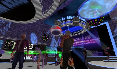 party people at dance island