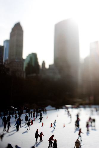 NYC:Midtown: Central Park Ice Skating