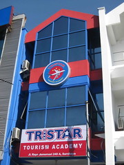 Sekolah Pariwisata - Tristar Tourism Academy by Akademi Pariwisata - Tristar Tourism Academy