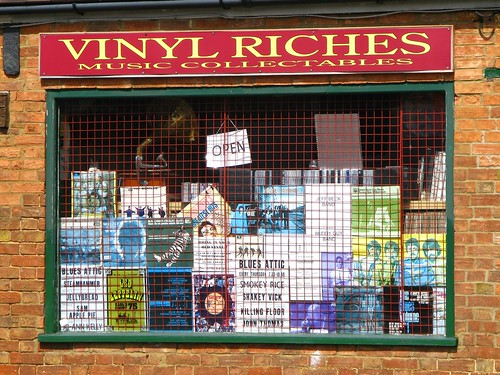vinyl riches