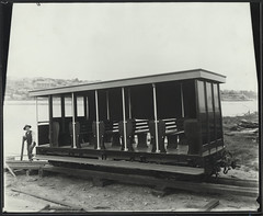 Cable tram trailer