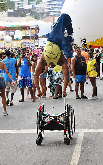 soteropoli.com fotos fotografia salvador bahia brasil verao carnaval trio eletrico axe 2010 by tunisio (3)