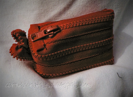 zipper purse sewing red coin