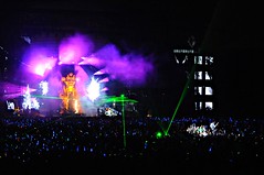 雌雄同體, D.N.A. Mayday World Tour 2010 变形DNA五月天世界巡回演唱会, National Stadium, Singapore