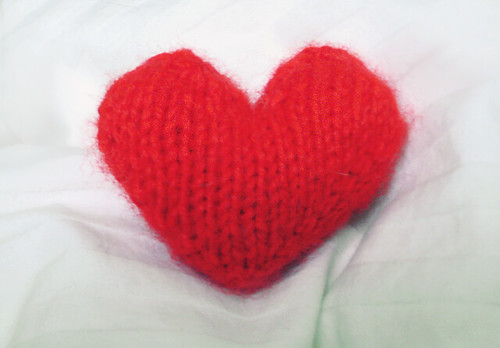 Don't break My Heart- Knitted Heart Pattern | One Lone Tree