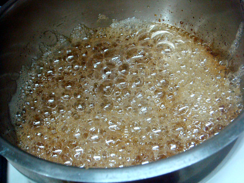 Caramelising sugar 2
