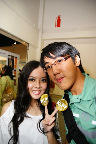 Chee Li Kee and Zhi Shan