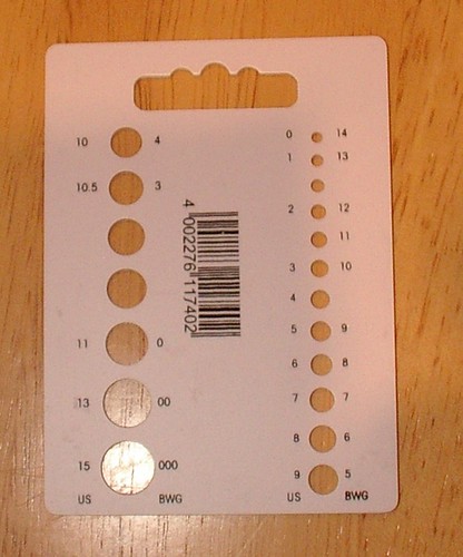 back of Prym knitting pin gauge