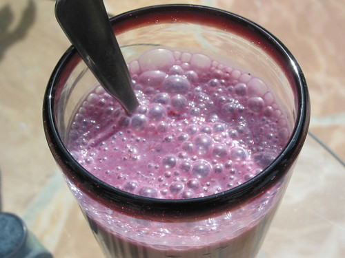 Berry and Flax Smoothie