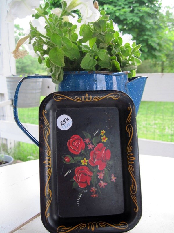 Small rose tin tray