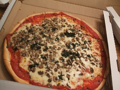 Mushroom and spinach pizza