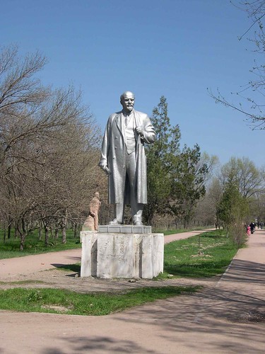 Lenin Dump ©  upyernoz