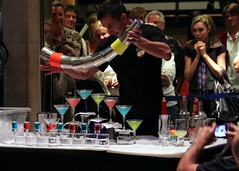 pouring 8 (eight) martini simultenously
