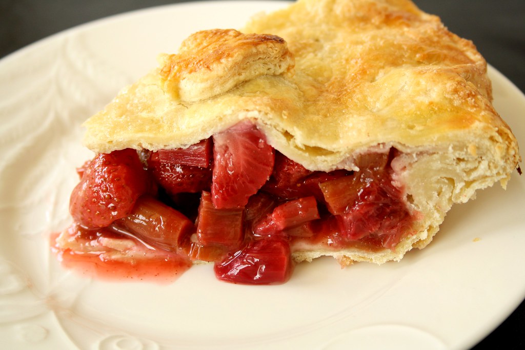 Perfect Strawberry Rhubarb Pie