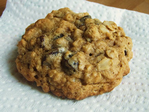 21 - quaker oats oatmeal raisin cookie