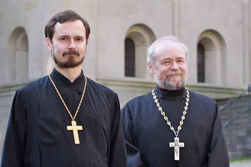Priester Vladimir Khulap und Erzpriester Alexander Stepanov, Russisch-orthodoxe Kirche ROK ©  J
