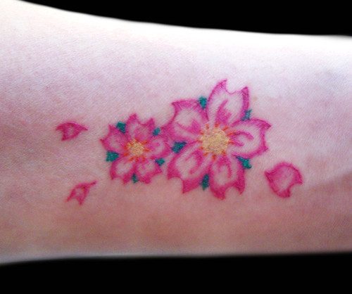 Girly Tattoo Designs For Women 