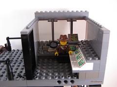 Bricknave's Jungle Command Base and Museum pic