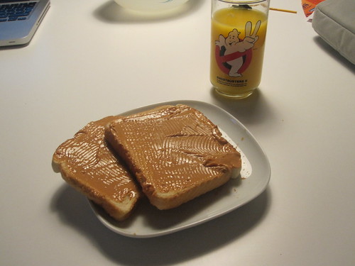Toasts with PB, orange juice