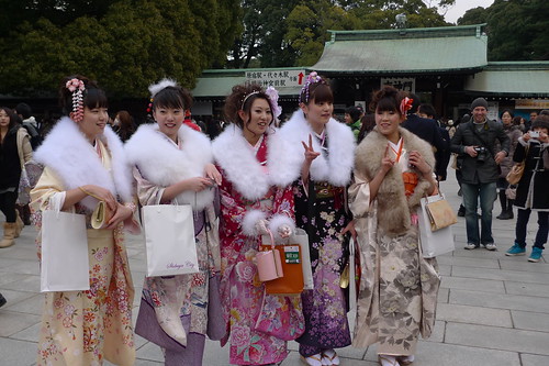 Group of kimono girls