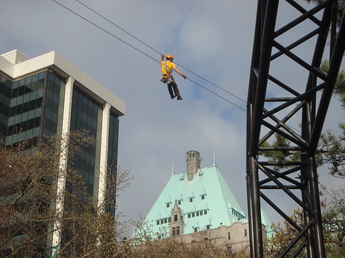 Putting Up and Testing the Vancouver 2010 Olympic Zipline @ Robson Square