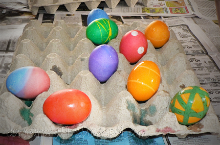 easter eggs decorating dying