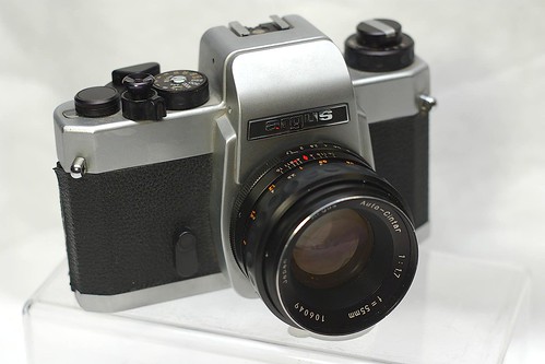 argus super 8 camera. Argus CR-1 35mm SLR camera.
