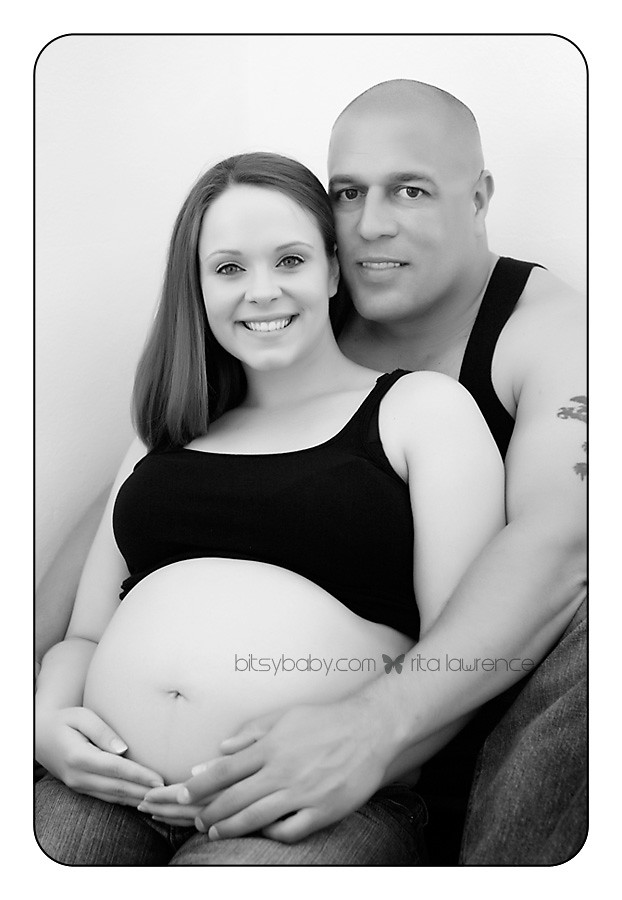 In Love {Annapolis Maternity Photography by Bitsy Baby}