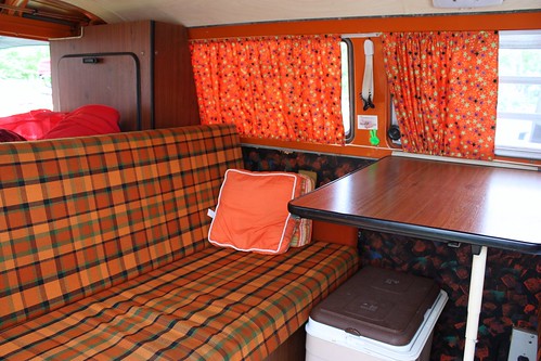 1973 VW Van Want to go on a roadtrip Orange overload with the interior